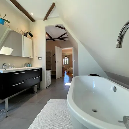 Paille Holiday home