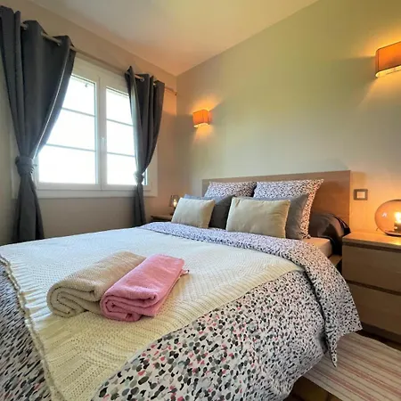 Paille Holiday home