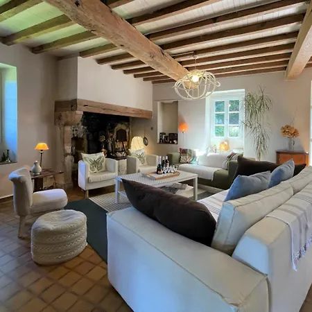 Paille Holiday home Artiguelouve